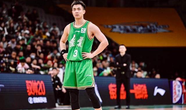 爱游戏官网-CCTV5直播！辽宁VS山东凶多吉少，赵继伟难挑大梁，邱彪兵强马壮